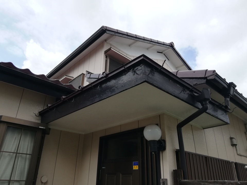 横浜市戸塚区雨樋交換工事 横浜市戸塚区雨樋交換工事