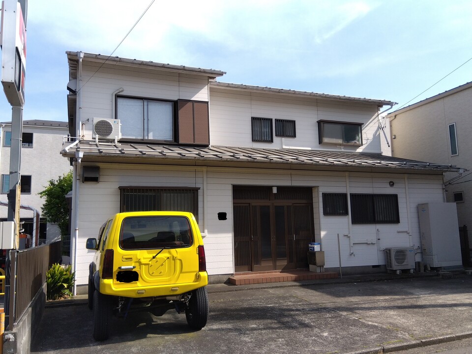 横浜市磯子区丸山屋根外壁塗装工事の費用