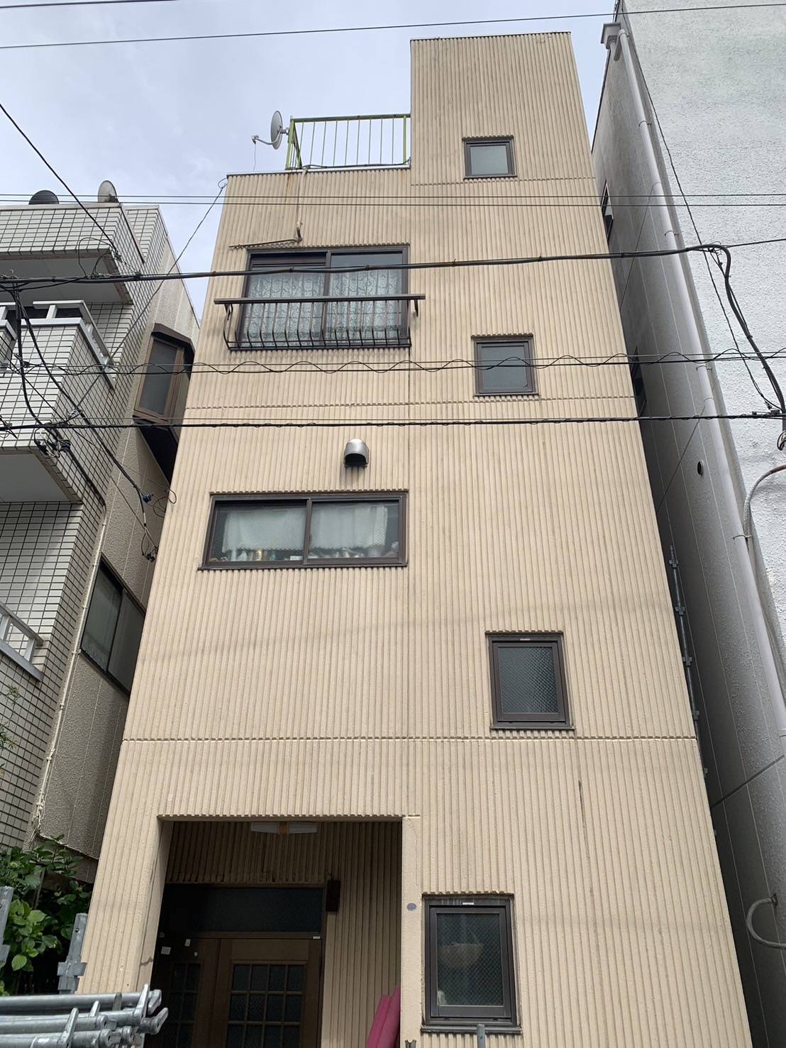 横浜市西区南浅間町 外壁塗装工事の価格