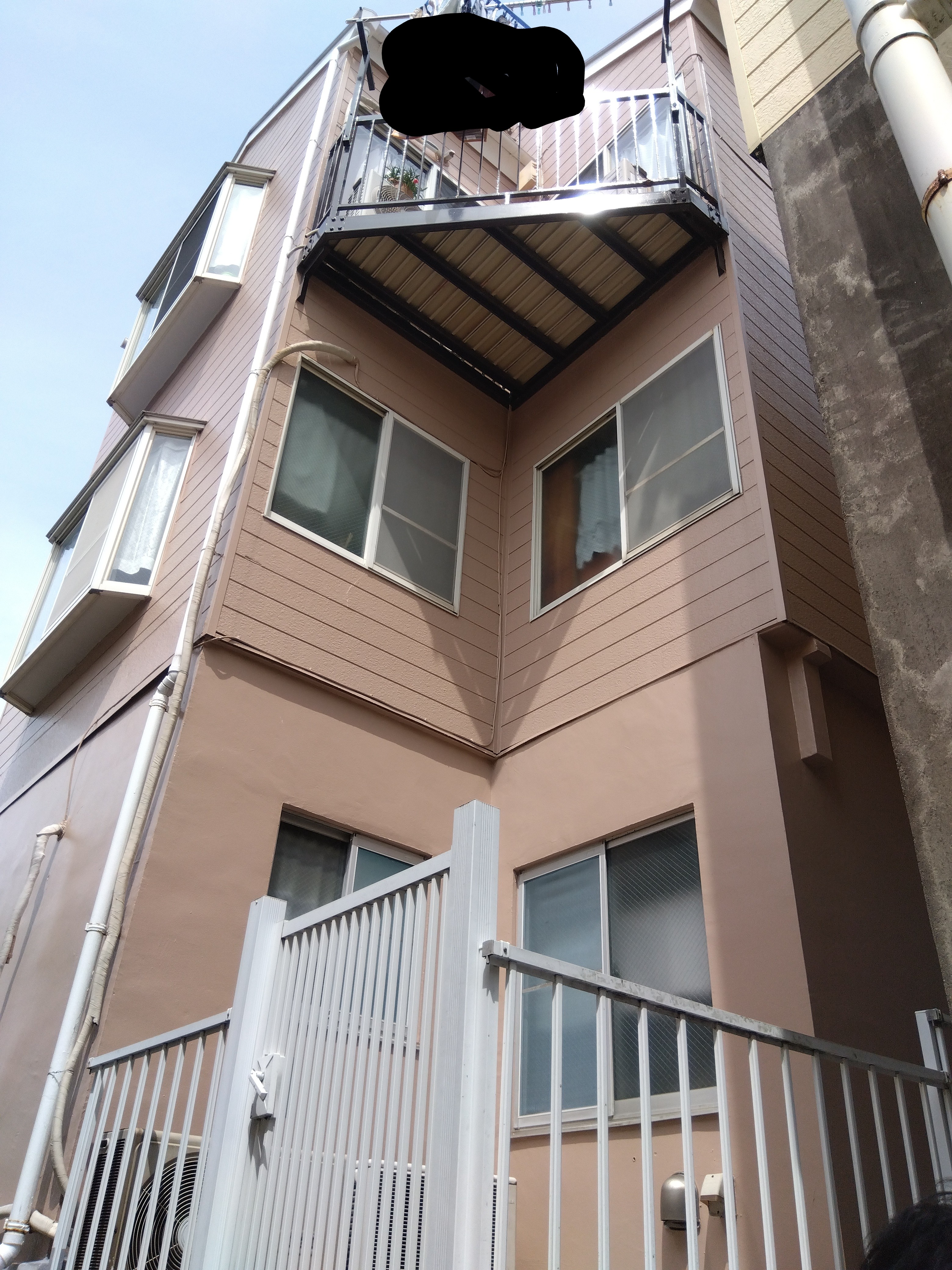 横浜市磯子区滝頭屋根塗装工事の費用